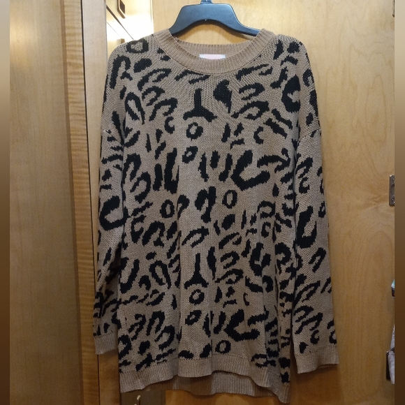 C+D+M Leopard Print Oversized Sweater - Picture 1 of 6